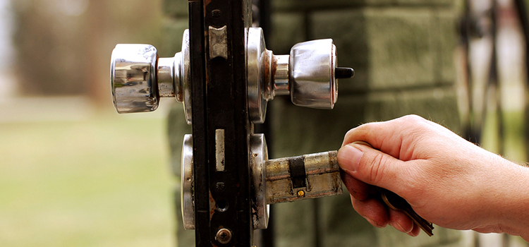 front door latch repair Emeryville